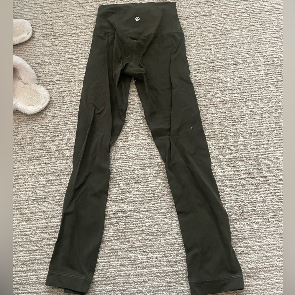 Green Lululemon Leggings(size 2)(25in)